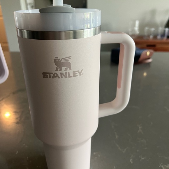 Stanley Tumbler Collection - Picture 6 of 6
